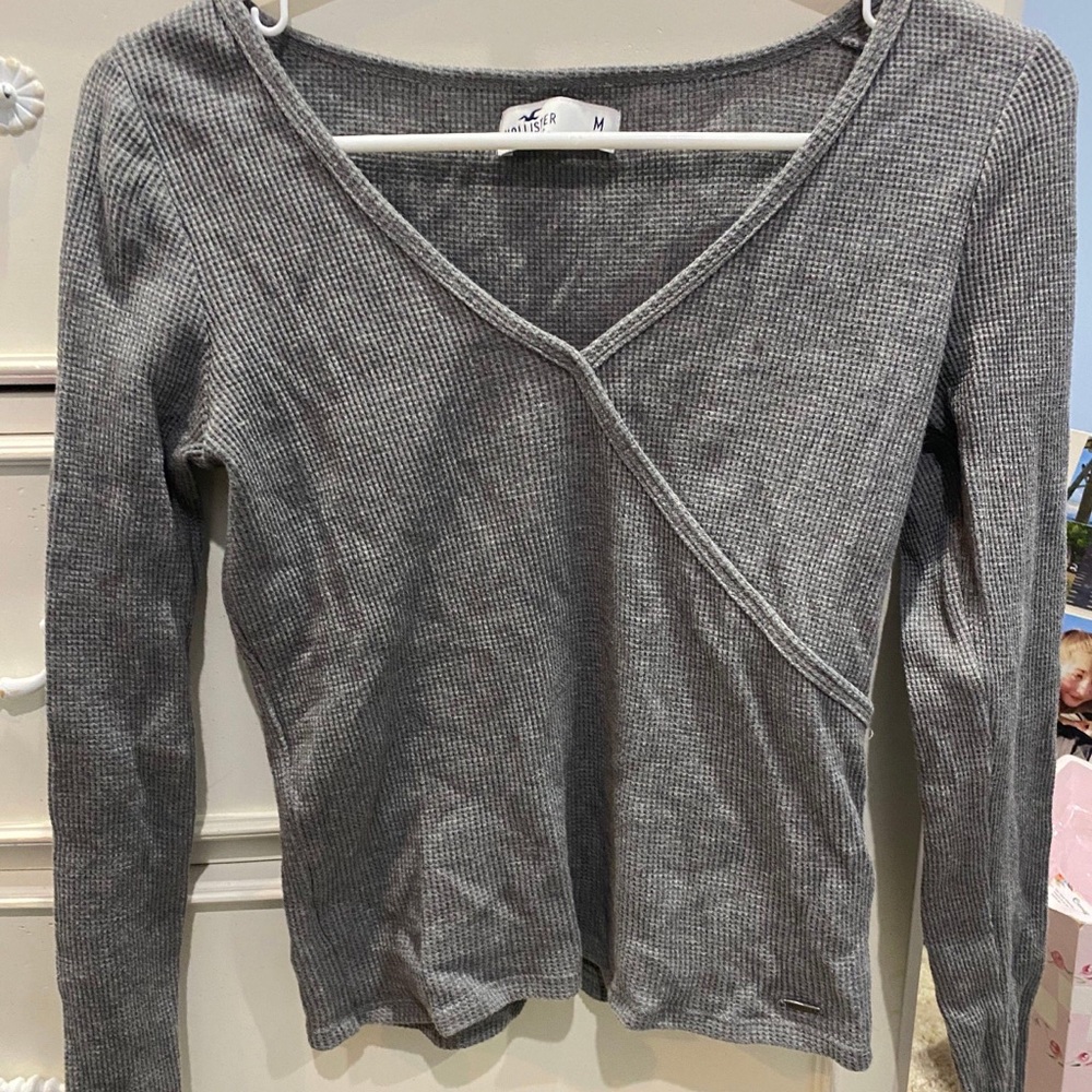 Long sleeve crop top